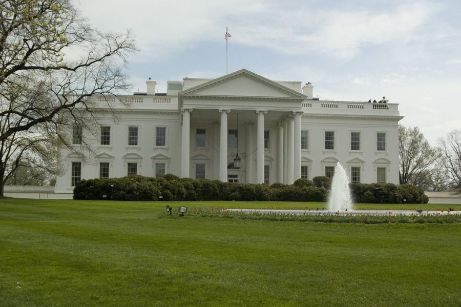 White House by frank1030 is licensed under CC BY-NC-ND 2.0.